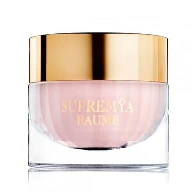 Supremÿa Baume At Night