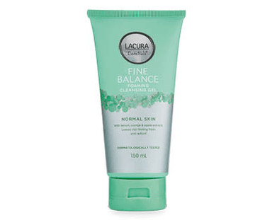 Essentials Fine Balance Foaming Cleansing Gel