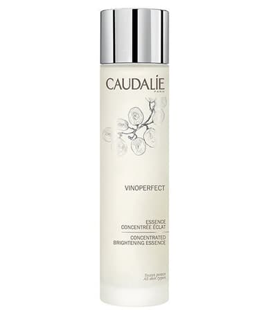Concentrated Brightening Essence The New Essential Step in Your Daily Routine