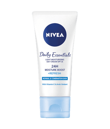 Daily Essentials Light Moisturising Day Cream