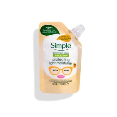 Simple Protecting Light Moisturiser SPF Pouch